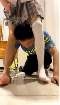 TL22675 阿月】口水圣水极致羞辱呀41分钟