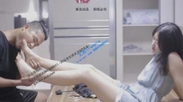 17103【第5风格】唯美的小姐姐被舔脚