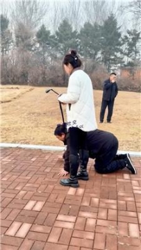 【调教视频】【冷焱】犬化狗爬专场 bf61882