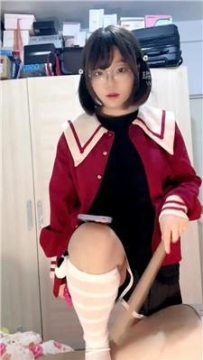 【调教视频】【萝卜】可爱小主玩骚奴【完整版】 JS260120-41