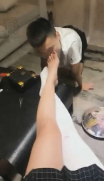 TL3488 小贝 学生装足喂食羞辱
