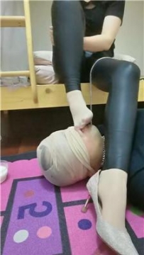 【调教视频】【淘淘】酸臭肉丝气味辱-喂食 JS260325-45