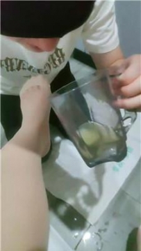 【调教视频】【梦大】酸臭肉丝恋足狂舔 JS260112-40