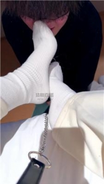 【调教视频】【糖糖子】白棉袜玉足玩奶狗 JS260210-27