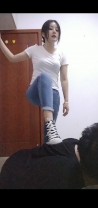 可怜的笨家政小时工