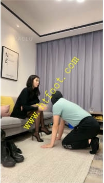 TL27909 七月】踩闺蜜老工36分钟