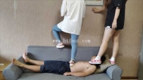 29093  【00后小彤】双s踩踏，最后背着一个人踩在m身上