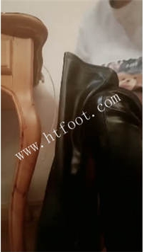 TL47399 馨雅】高跟长靴踩踏食物61分钟【视频偶尔略有卡顿】