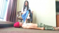 14327 绘画女神与AJ女神一起羞辱踩踏贱狗