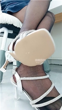 【第一视角】【依甜】辱丈母娘老婆和女儿    260316-26