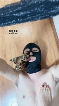 【调教视频】【墨篱】重度鞭打-高跟踩踏 bf53539