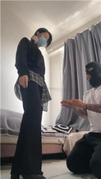 【调教视频】【思思】鞭打-脏鞋蹂躏踩-清理舔 JS251005-6