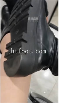 ZB10911 爱可-面包牛奶玩贱畜生62分钟