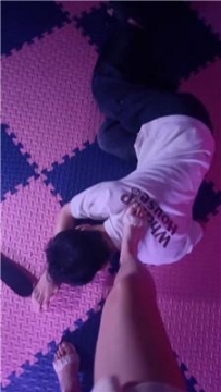 【调教视频】【鲸落女神】把喜欢我的傻学弟调成狗 JS251008-18