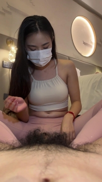 朵朵-瑜伽裤短肉丝袜光脚丫子足交吐奶