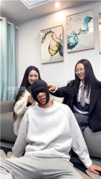 【调教视频】【JonyZ】双S-素人小主轮流踩虐 bf60157