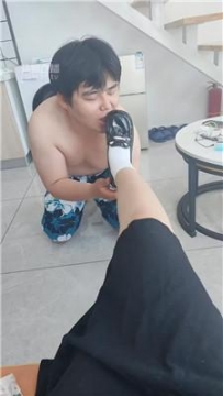 【调教视频】【咔咔】学生妹玩班主任狗 JS260524-6