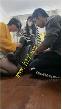 TL24952 阿月】绿帽闺蜜和男友21分钟
